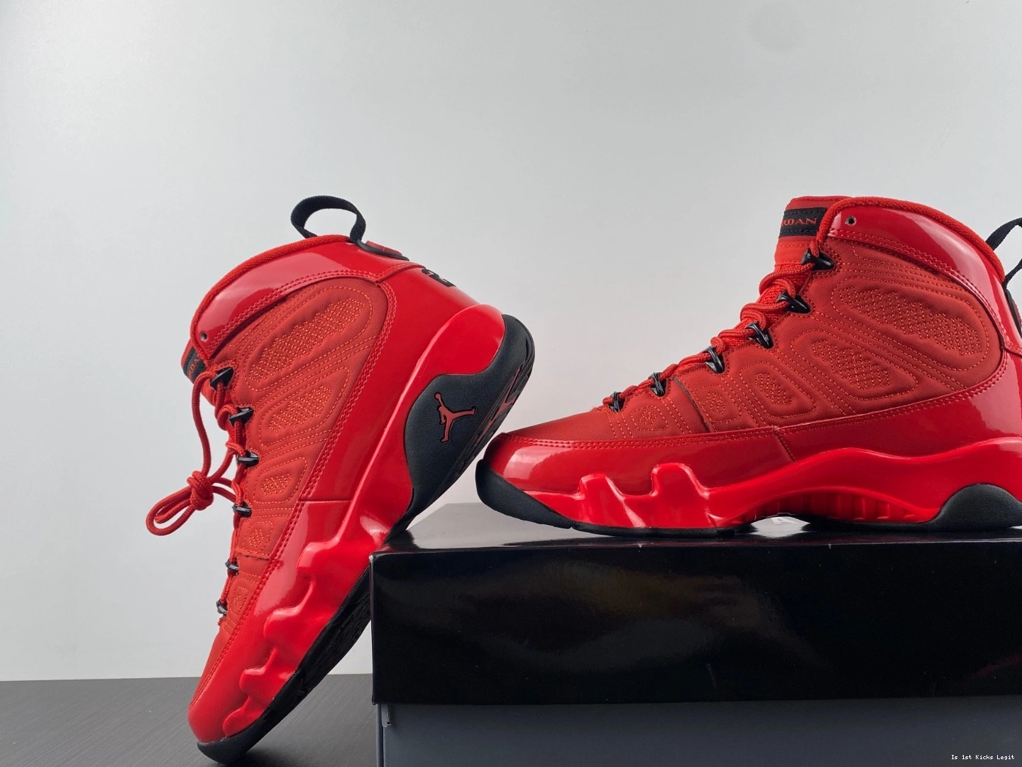 Jordan  CT8019-600 'Chile 9 Air Red' 0224